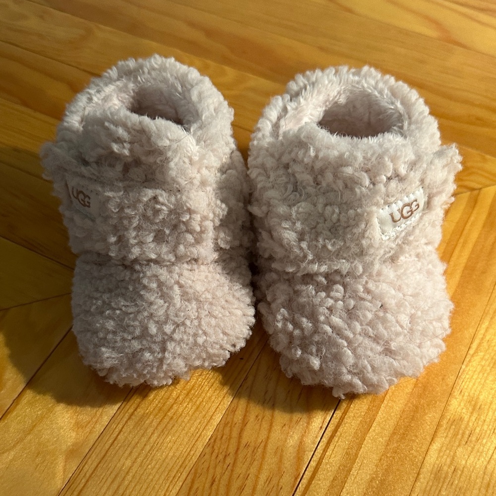 UGG Cozy Cream Baby Booties